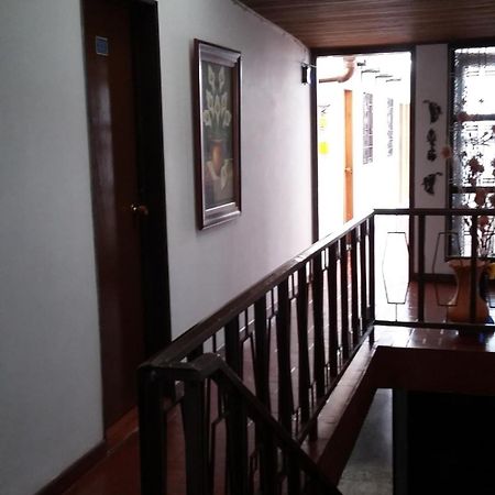 Hotel La Casa De Huespedes Bogotá Exterior foto